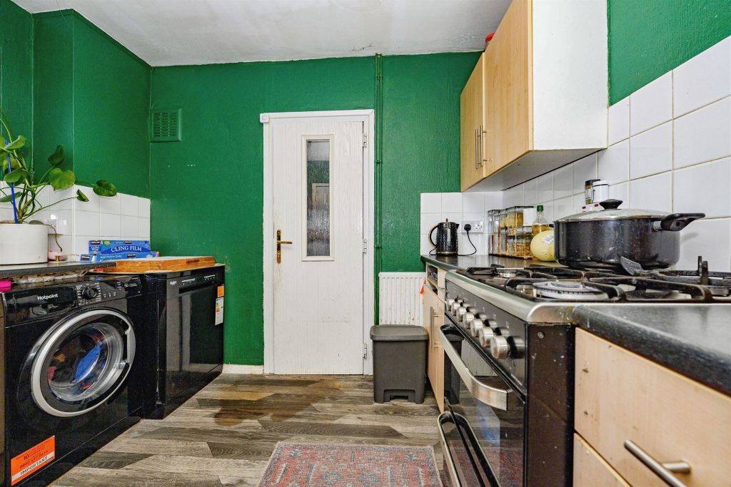 Property photo 3 of 15