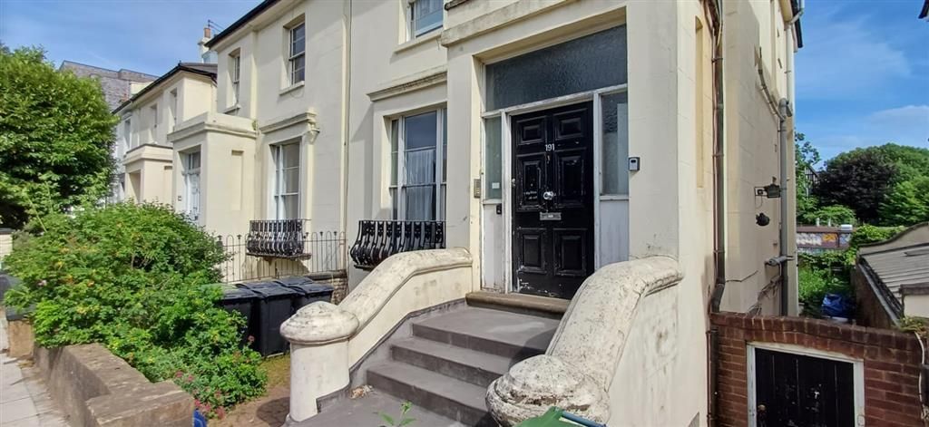 Property photo 3 of 3