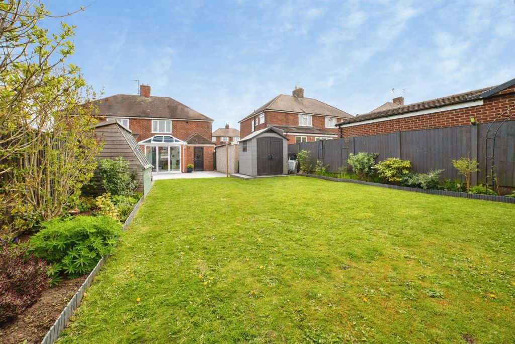 Property photo 2 of 20