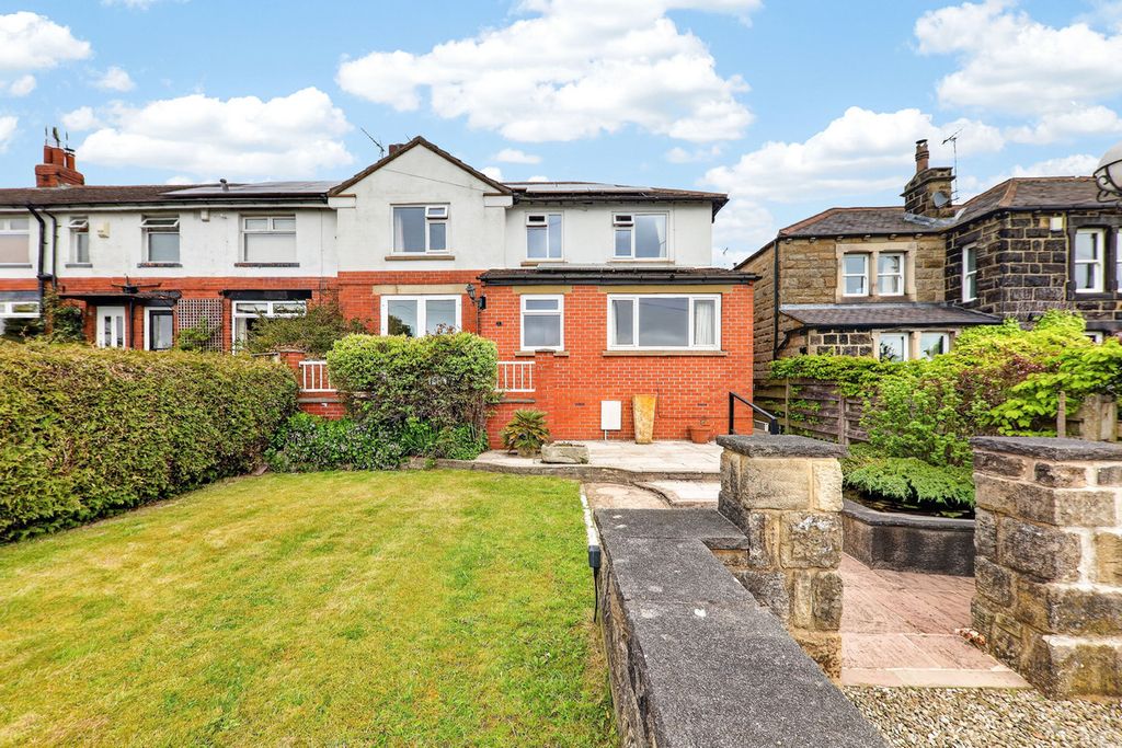 Property photo 1 of 33