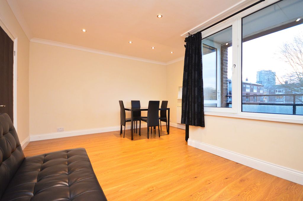Property photo 2 of 9 Gallery