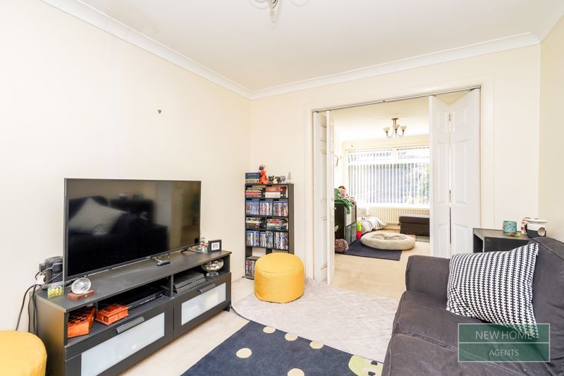 Property photo 3 of 16 Photo 9