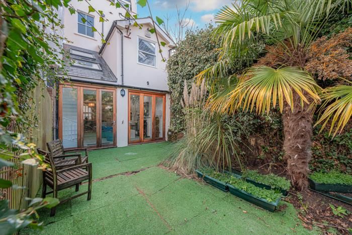 Property photo 2 of 16 Image