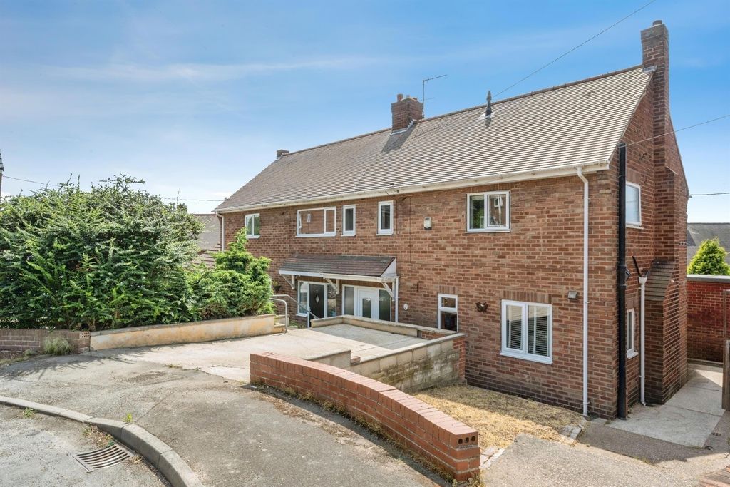 Property photo 1 of 14