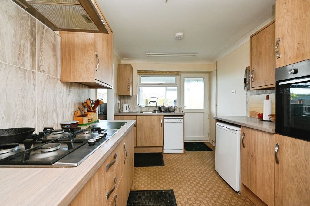 Property photo 3 of 18