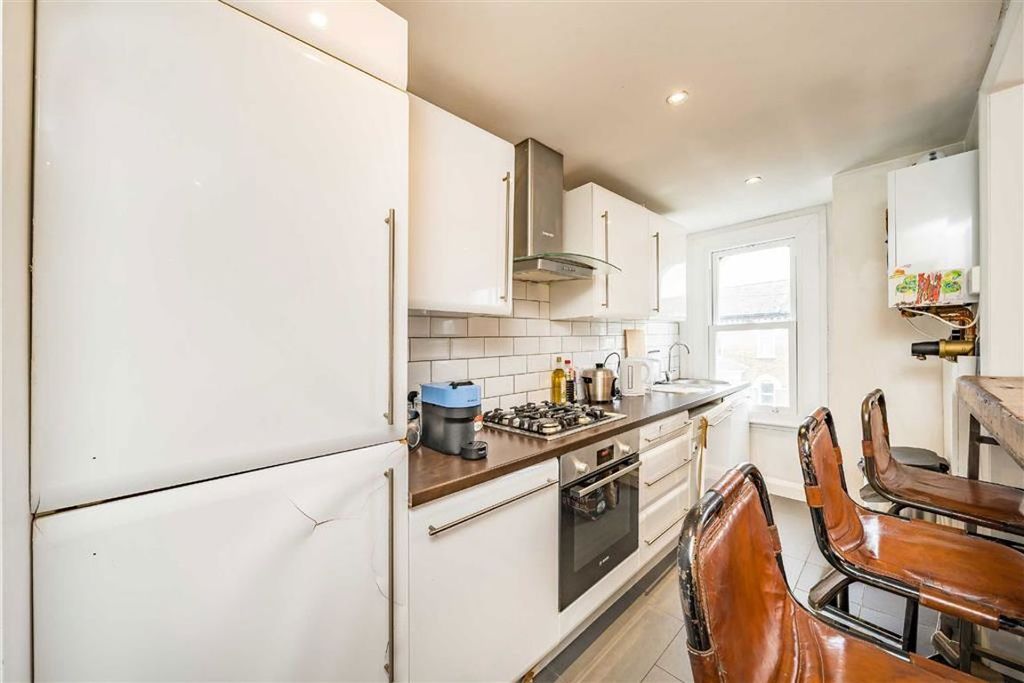 Property photo 3 of 5