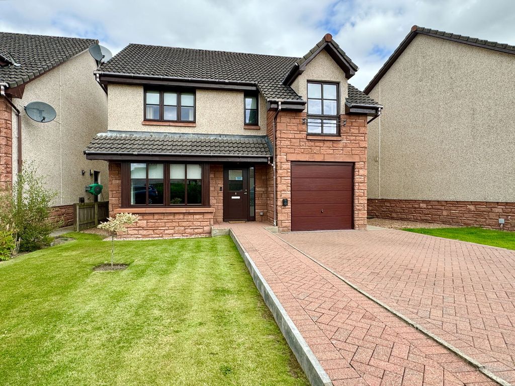 Property photo 1 of 50