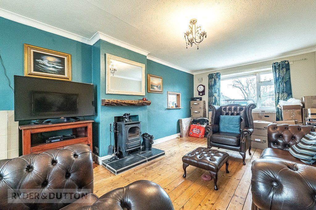 Property photo 3 of 18 Lounge/Diner