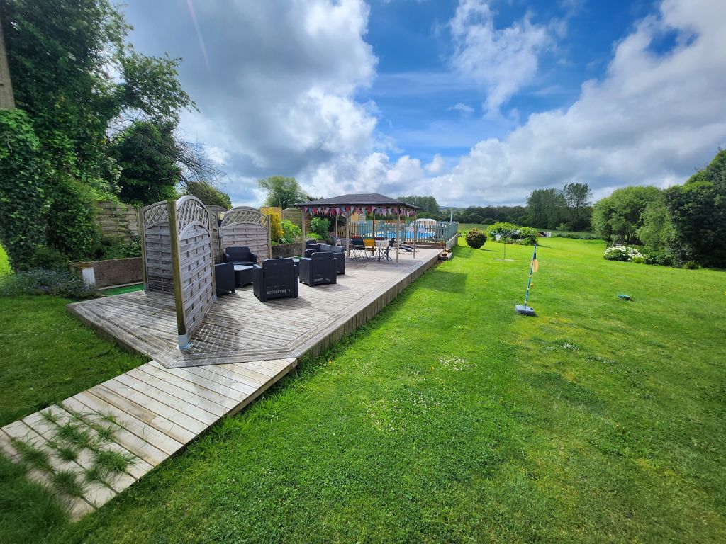 Property photo 3 of 41