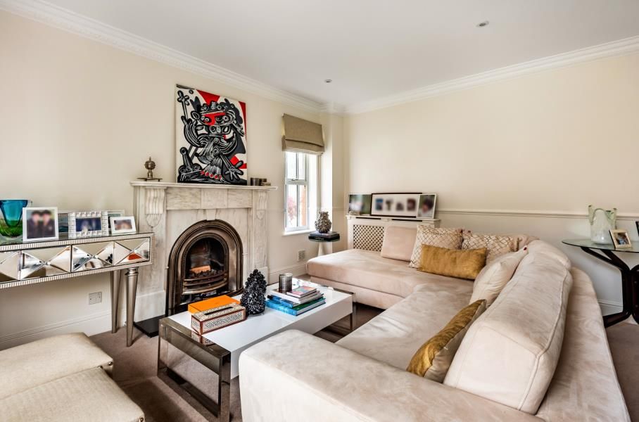 Property photo 2 of 8