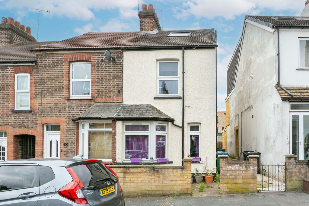 Property photo 1 of 2