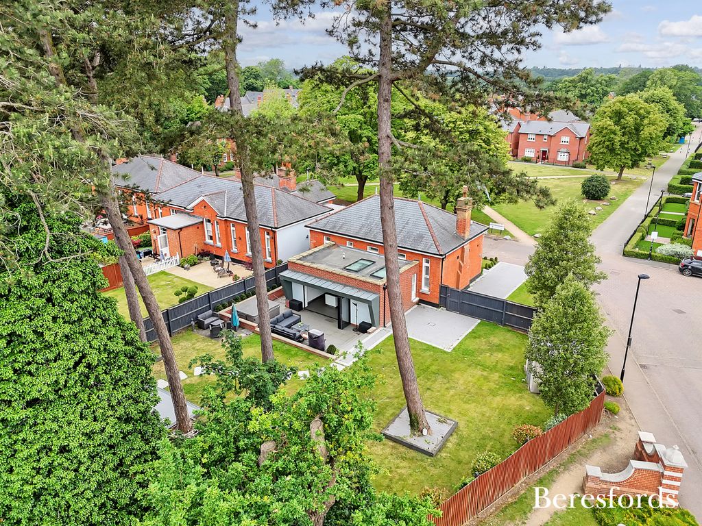 Property photo 2 of 24 Picture No. 05