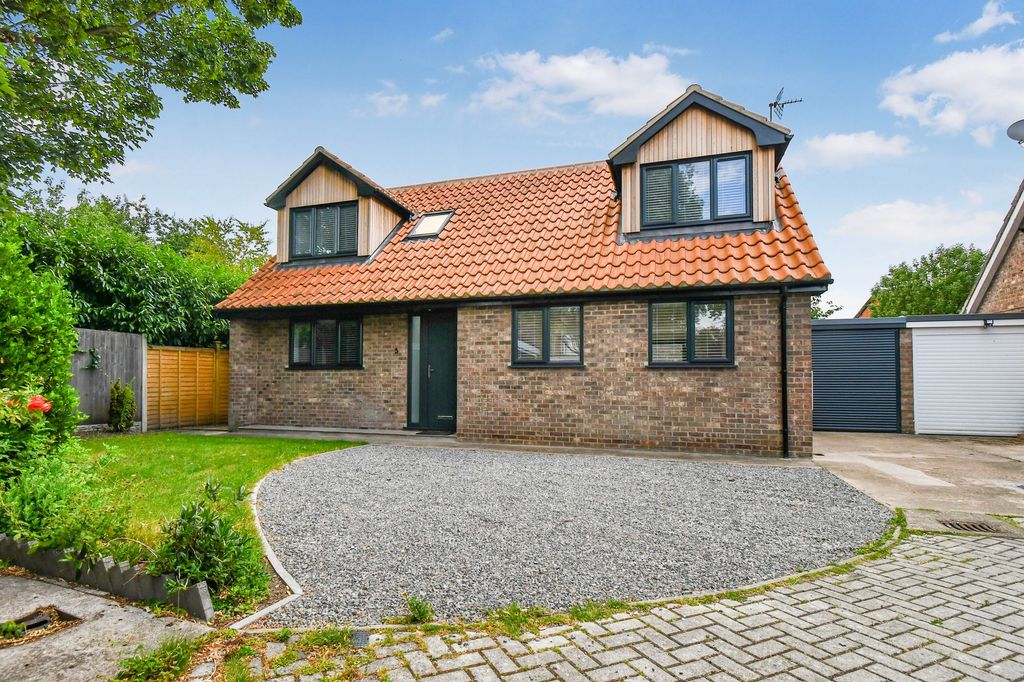Property photo 1 of 16