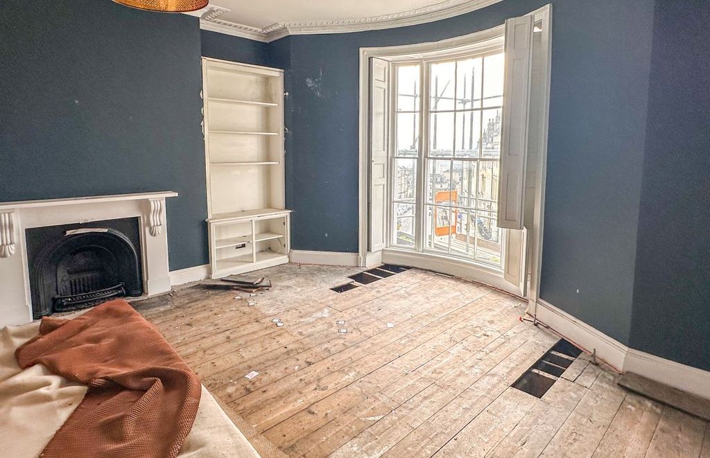 Property photo 3 of 22