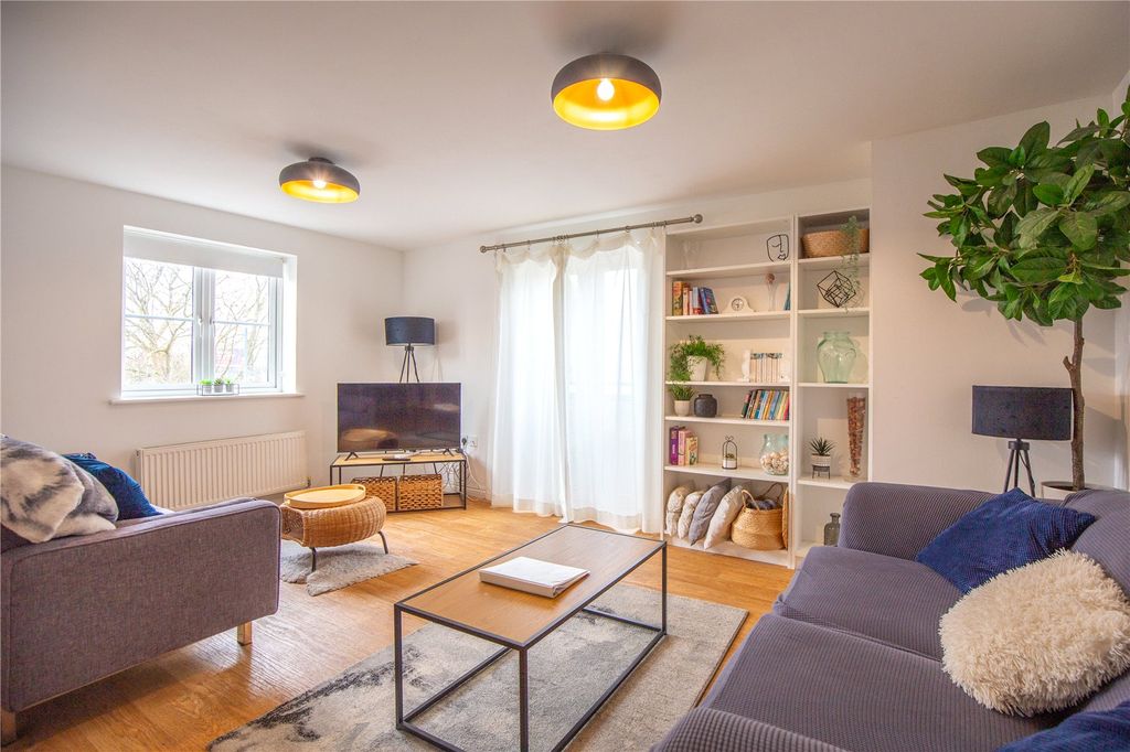 Property photo 1 of 12 Picture No. 11