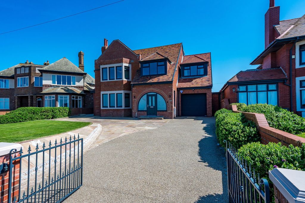 Property photo 1 of 55