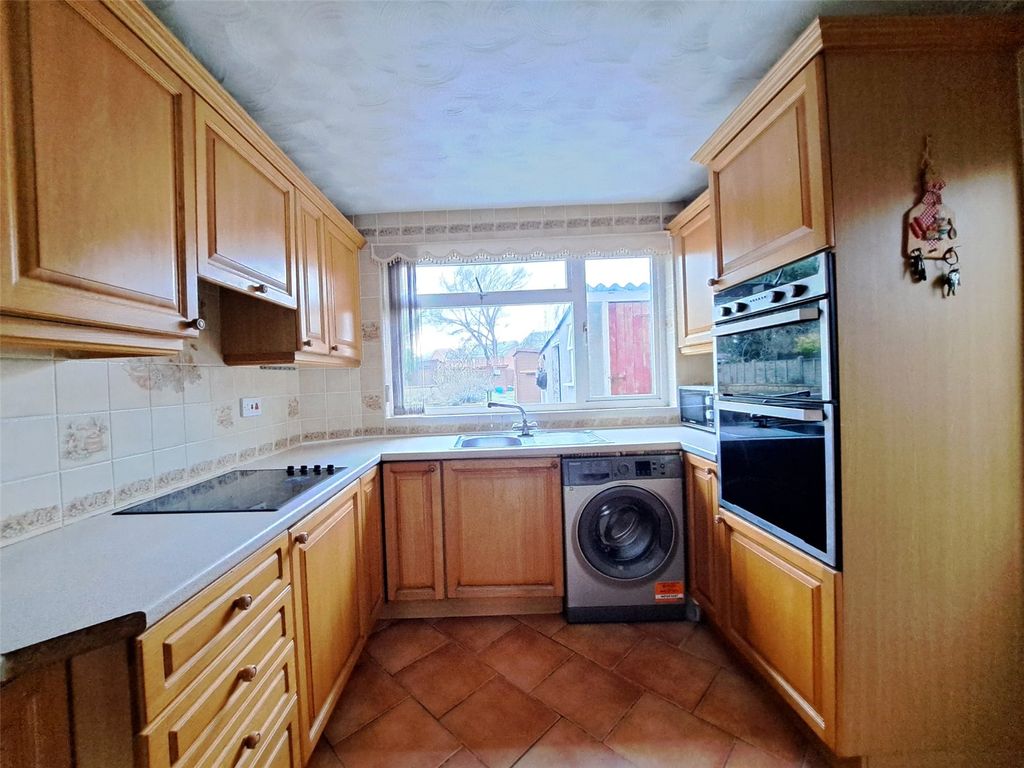 Property photo 3 of 27 Picture No. 20