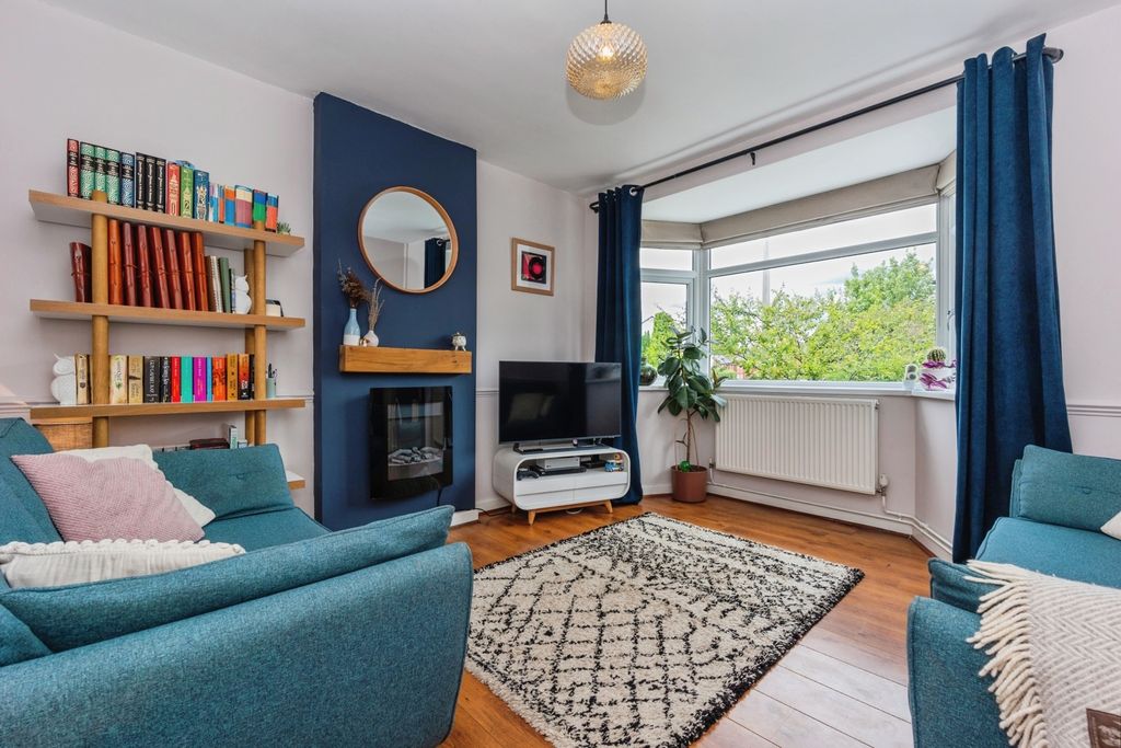 Property photo 2 of 12 Pbox-Img.Jpg