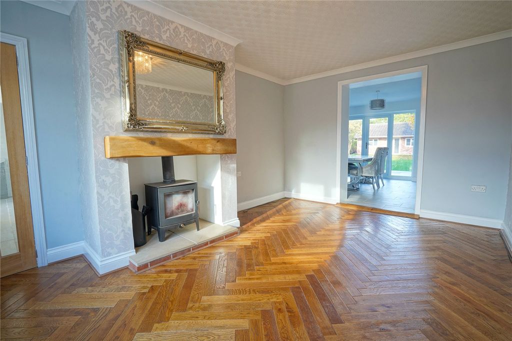 Property photo 3 of 21 Picture No. 10