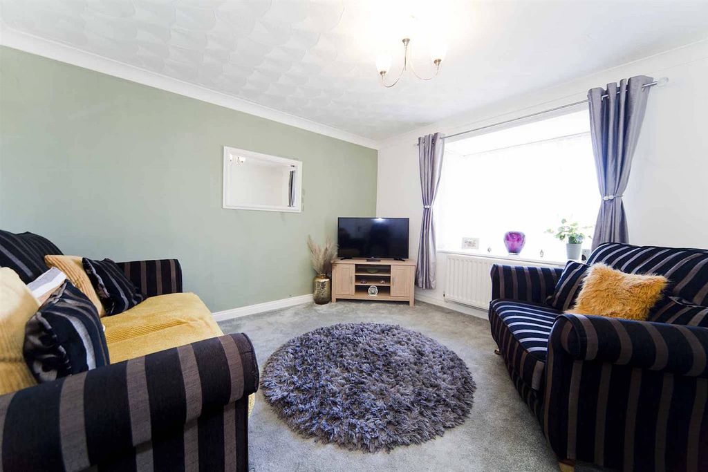 Property photo 3 of 16