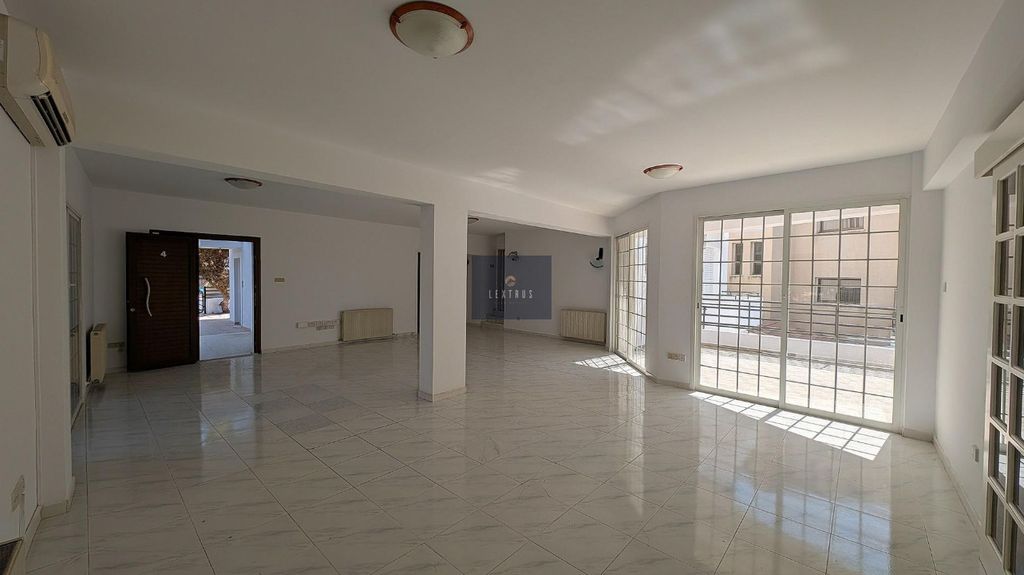 Property photo 1 of 38