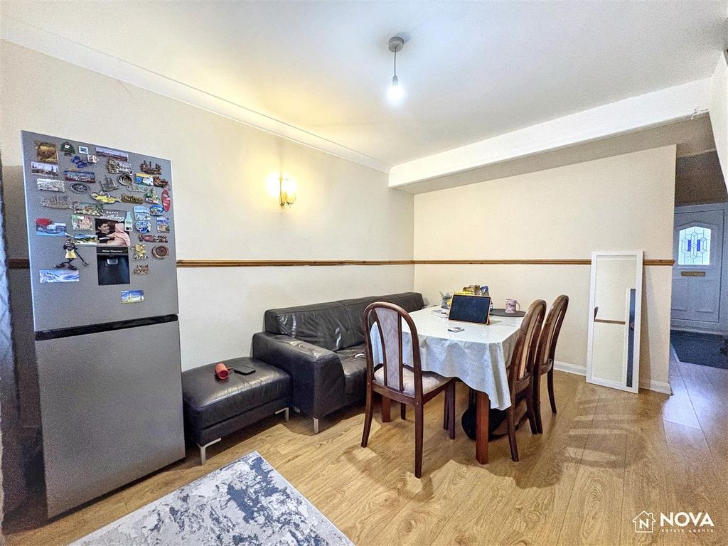 Property photo 2 of 11 Img_6026.Jpg