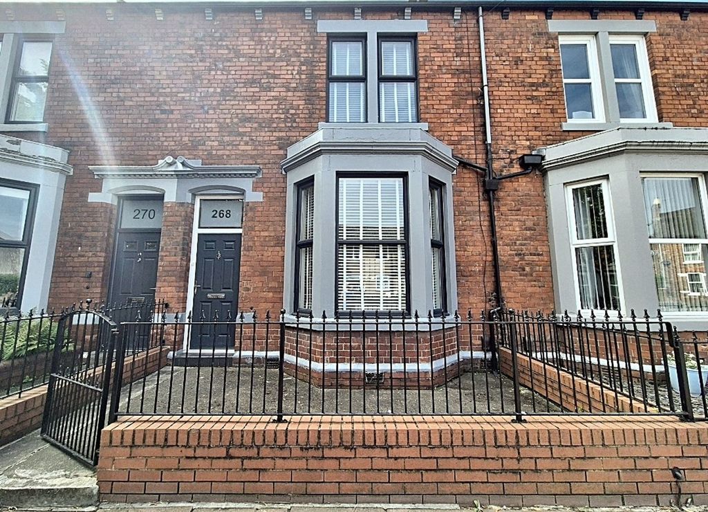Property photo 1 of 19 Front
