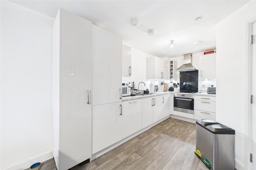 Property photo 2 of 8 Picture No. 03