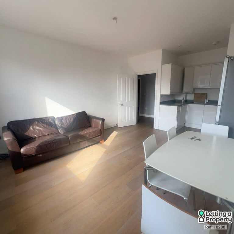 Property photo 2 of 11