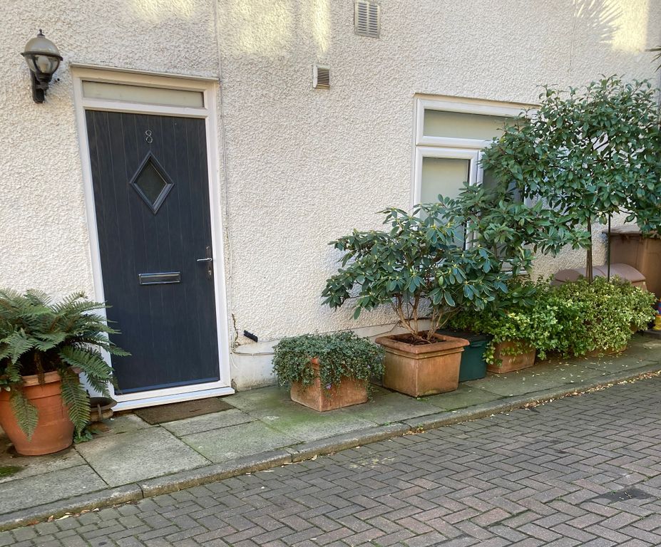 Property photo 2 of 5