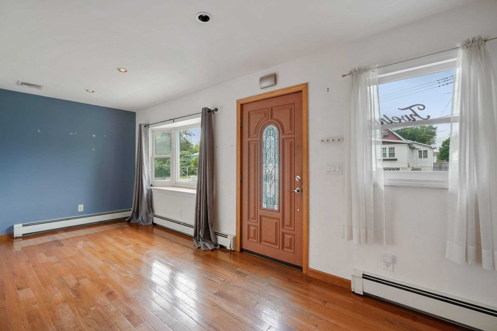 Property photo 3 of 23 <Alttext/>