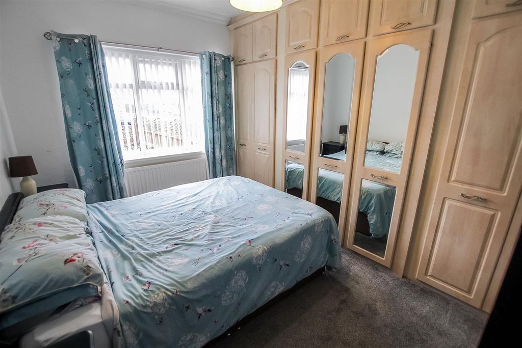 Property photo 2 of 12 Bedroom One