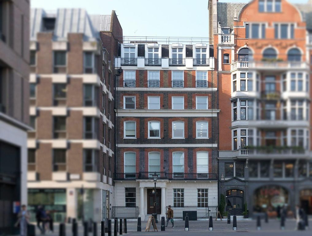 Property photo 1 of 15 Hanover Sq Front Cover Blurred.Jpeg