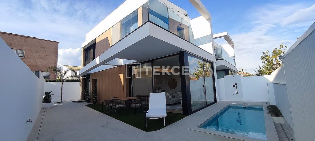 Property photo 1 of 25