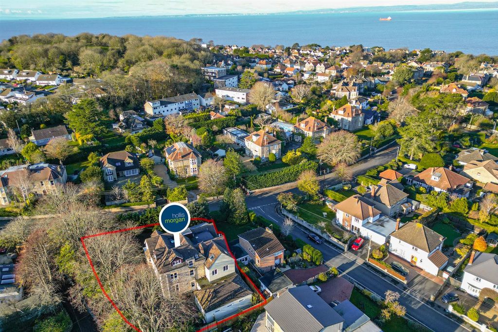 Property photo 3 of 65 20 Cambridge Road, Clevedon, North Somerset Bs21 7