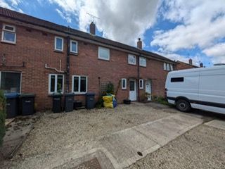 Property photo 1 of 11 Front
