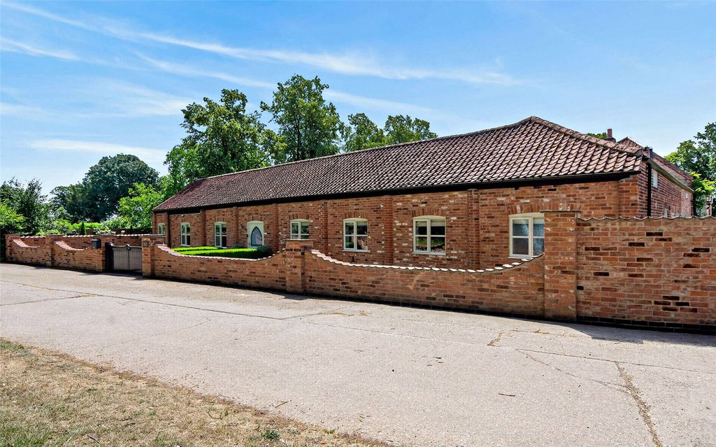 Property photo 1 of 23 Front View