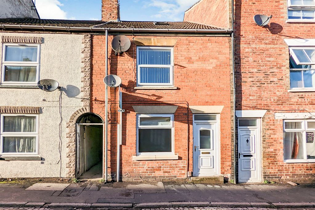 Property photo 1 of 9