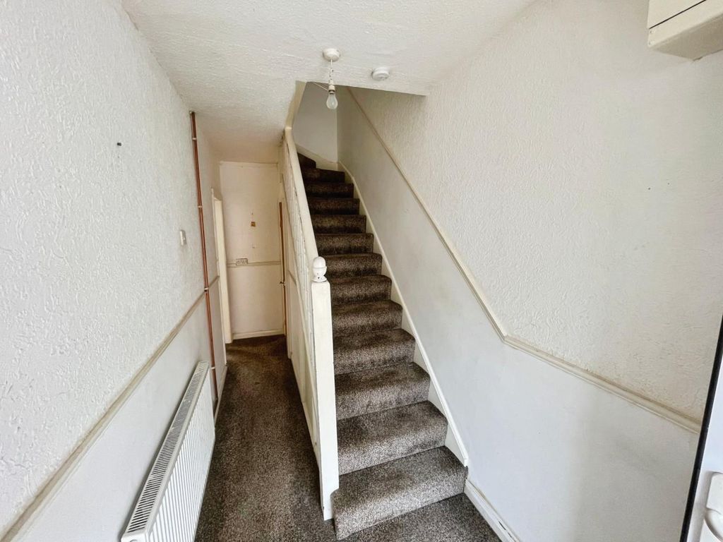 Property photo 2 of 18 43B3E99F--4EE8-8Fbb-562A2E75Ddbf-44884-00000660584