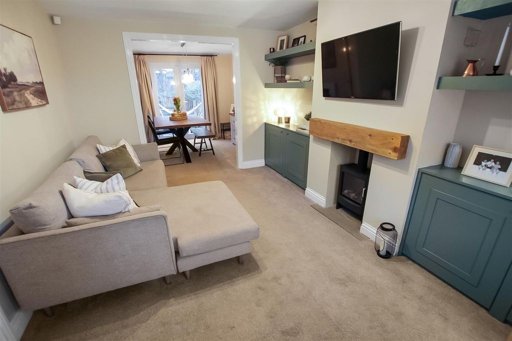 Property photo 2 of 19 Living Room