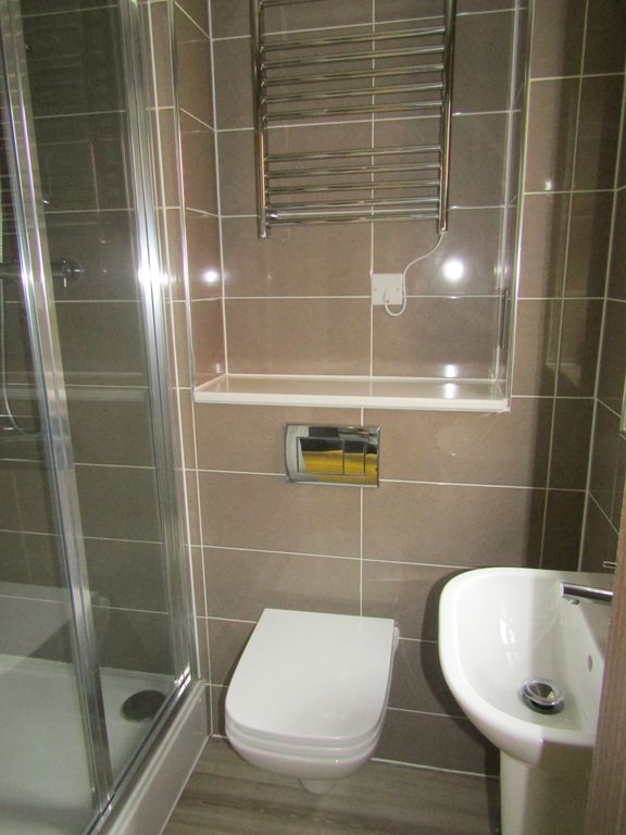 Property photo 3 of 3