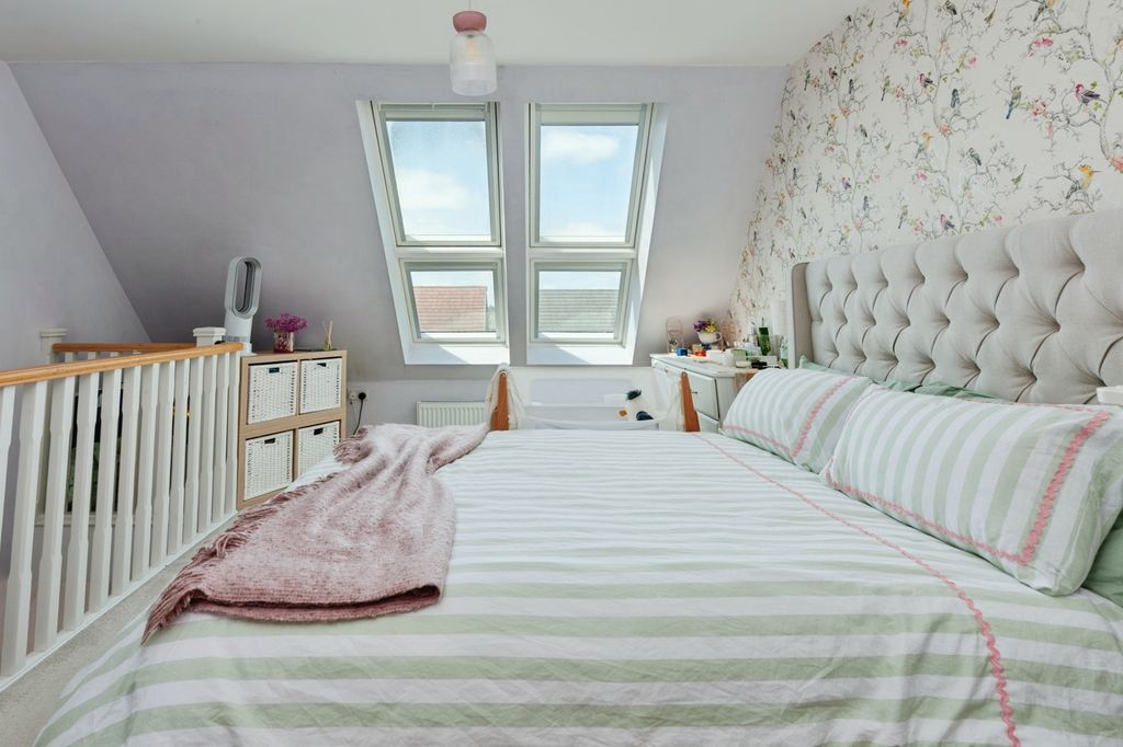 Property photo 3 of 21 Pbox-Img.Jpg