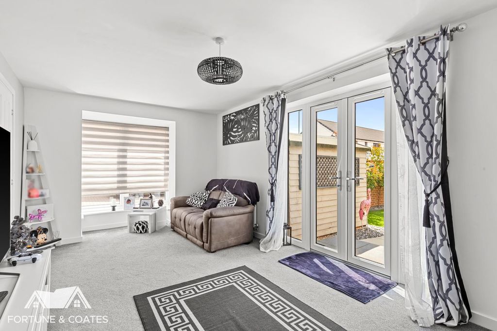 Property photo 3 of 23 Juniperroad_12.Jpg