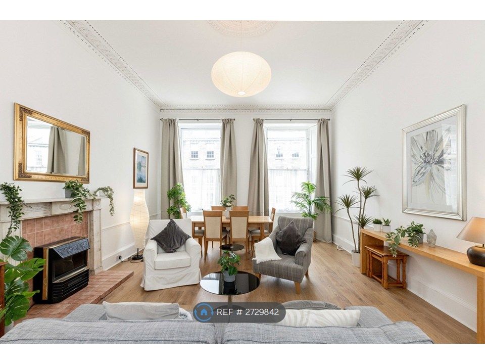 Property photo 2 of 26