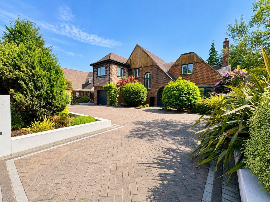 Property photo 1 of 33