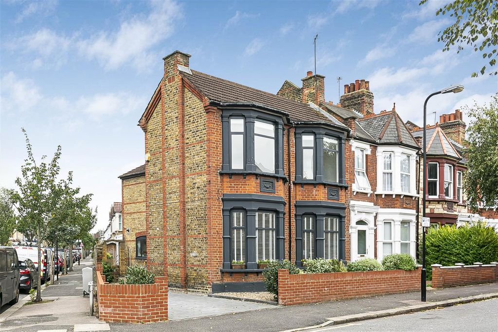 Property photo 1 of 25 1