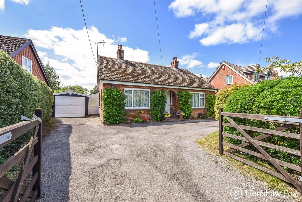 Property photo 1 of 18 Ph1_5376105 - Copy.Jpg