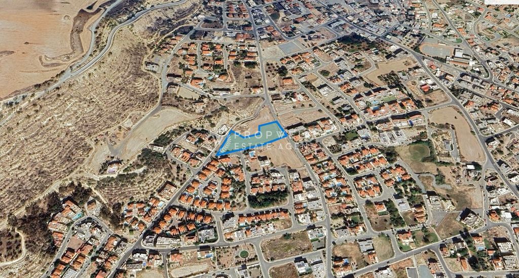 Property photo 1 of 1