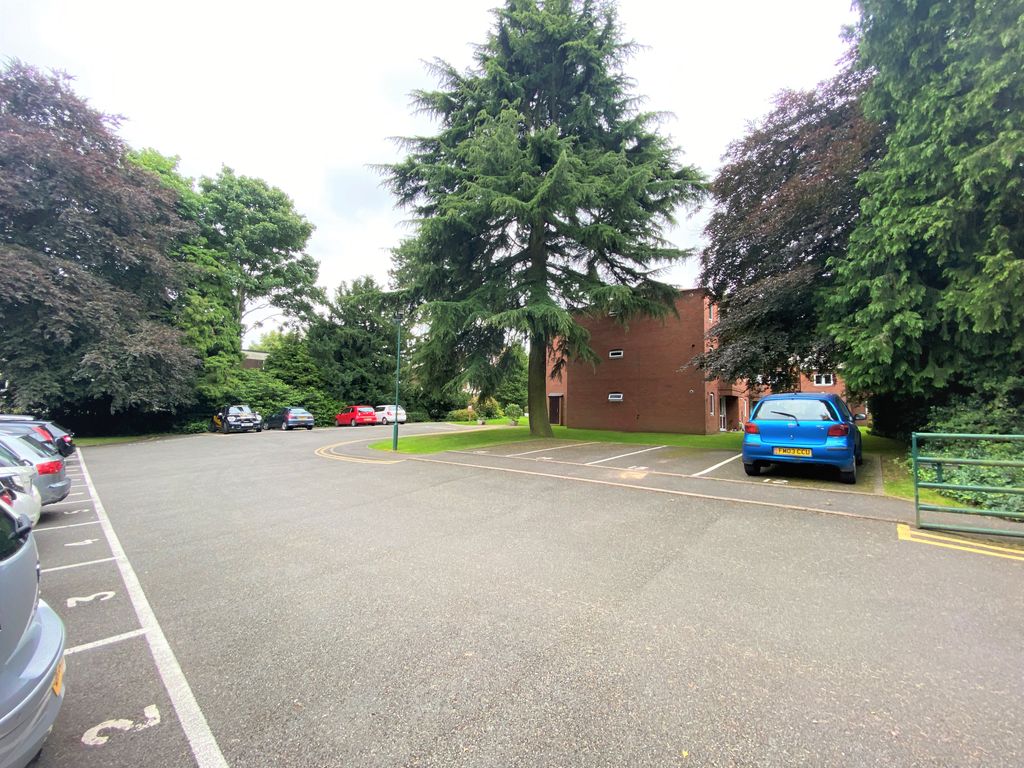 Property photo 3 of 14