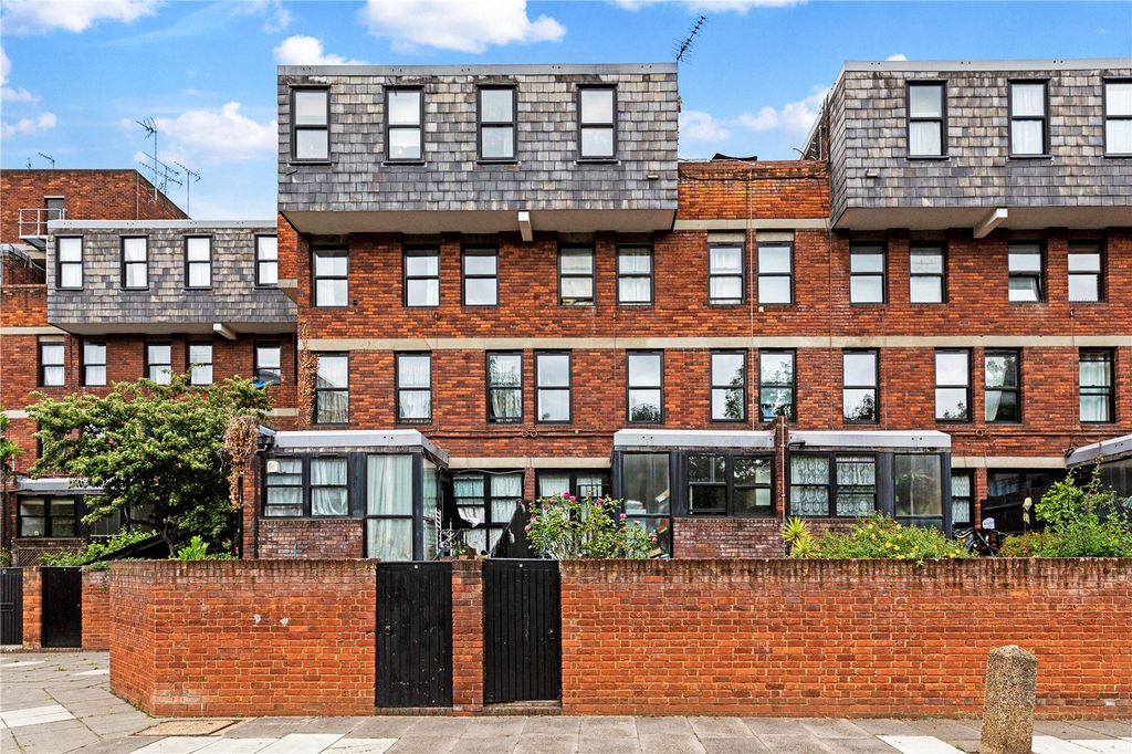 Property photo 1 of 9 Exterior